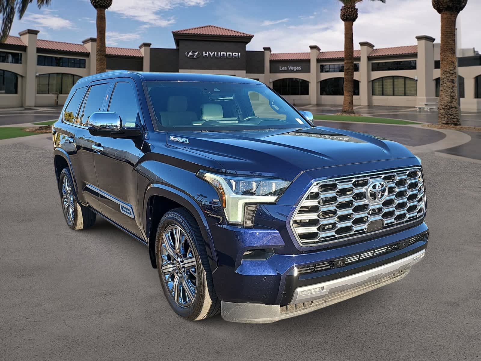 Used 2025 Toyota Sequoia Capstone AWD/4WD image 2