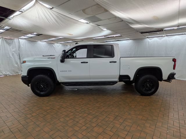 Used 2026 Chevrolet Silverado 2500 ZR2 AWD/4WD image 4
