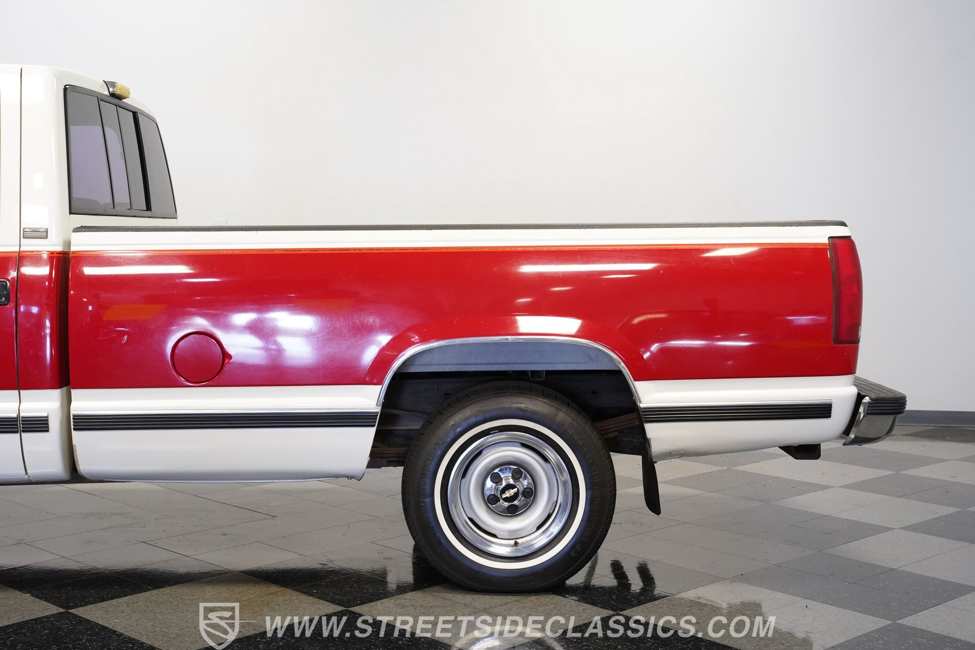 Used 1991 Chevrolet Silverado 1500 2WD Regular Cab image 25