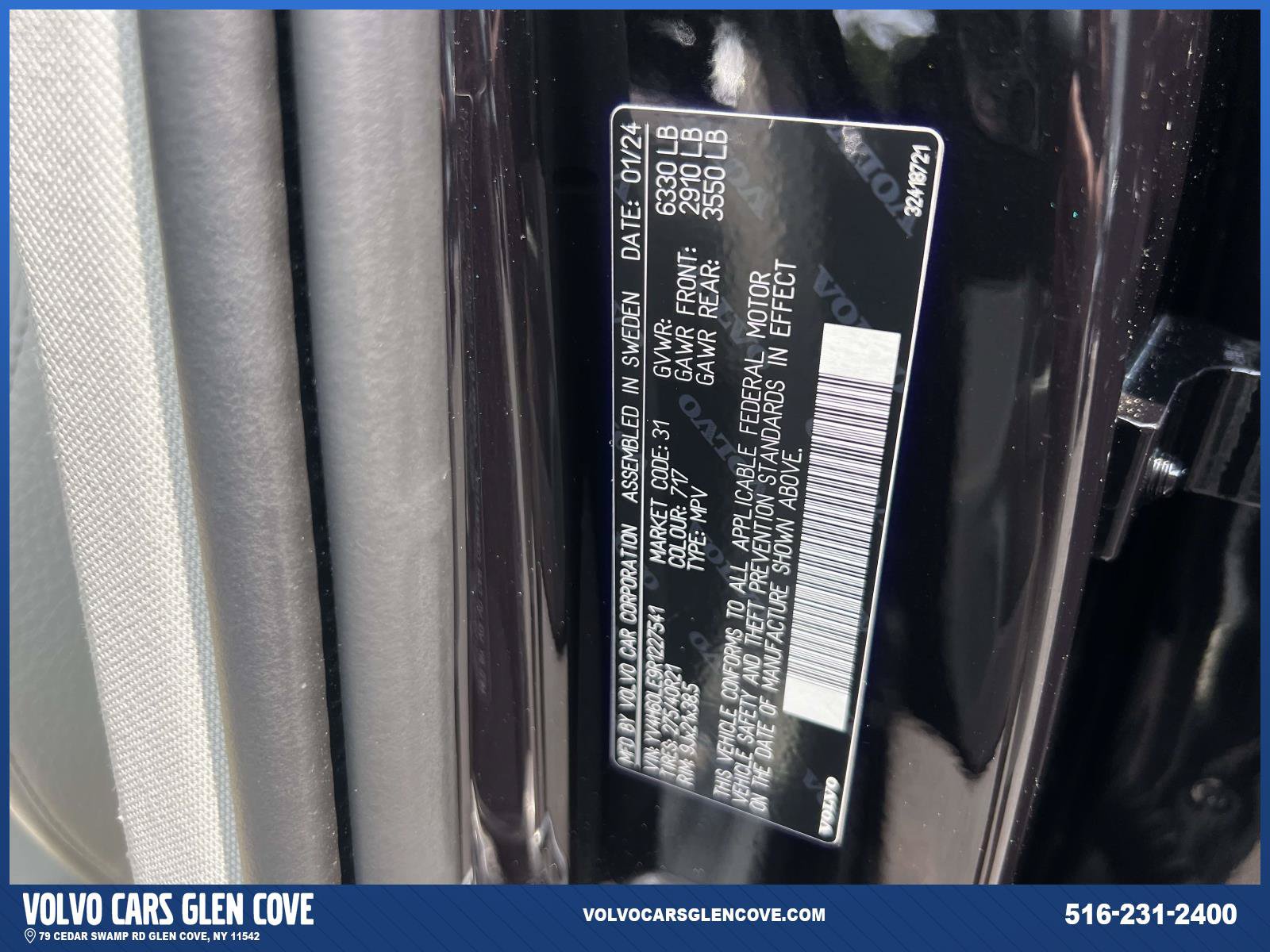 Used 2024 Volvo XC90 T8 Plus w/ Protection Package Premier AWD/4WD image 18