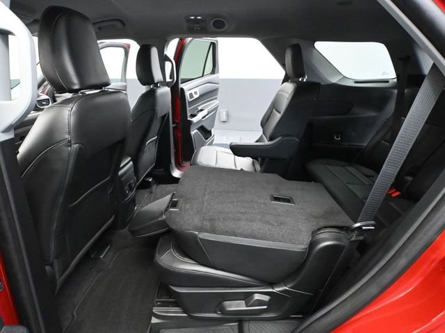 Used 2023 Ford Explorer XLT w/ Equipment Group 202A image 39