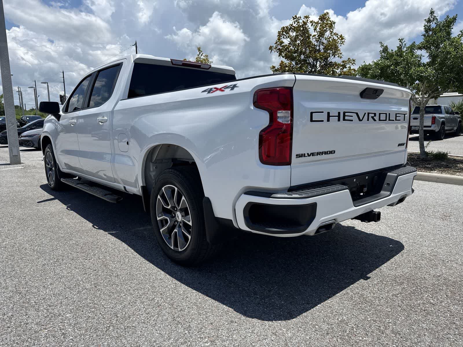 Used 2022 Chevrolet Silverado 1500 RST AWD/4WD image 12