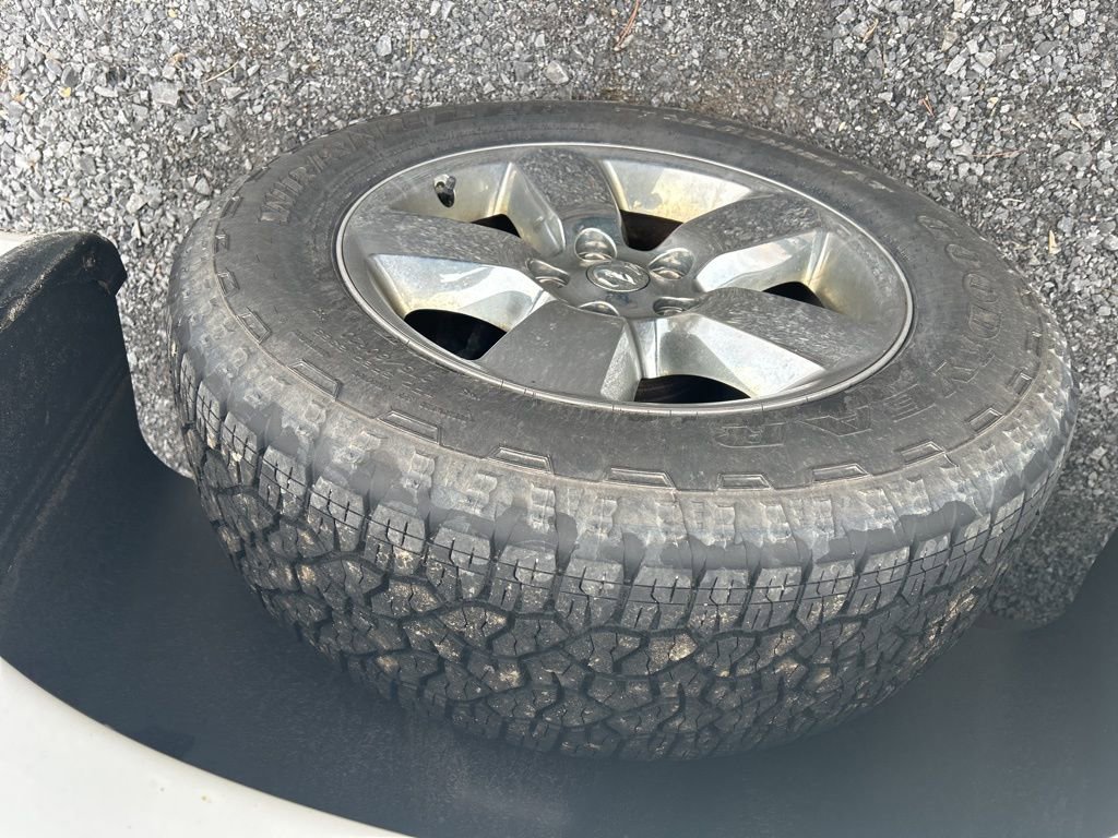 Used 2019 RAM 1500 Express w/ Express Value Package image 4