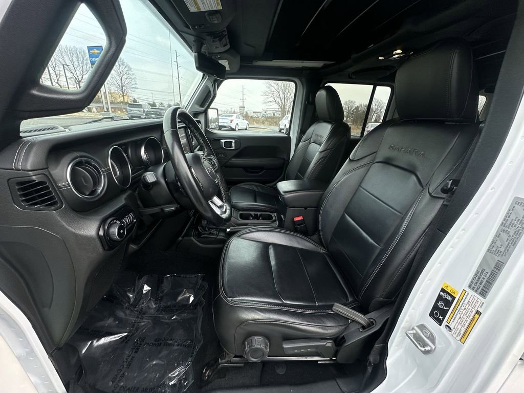 Used 2020 Jeep Wrangler Unlimited Sahara image 11