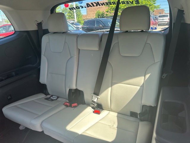 Used 2024 Kia Telluride S FWD image 9