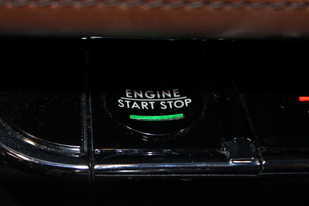 Used 2022 Lincoln Nautilus Reserve w/ Equipment Group 201A image 28