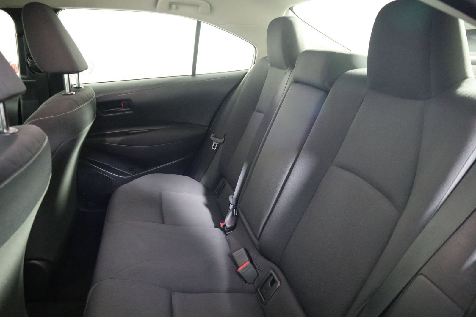 Used 2023 Toyota Corolla LE image 53