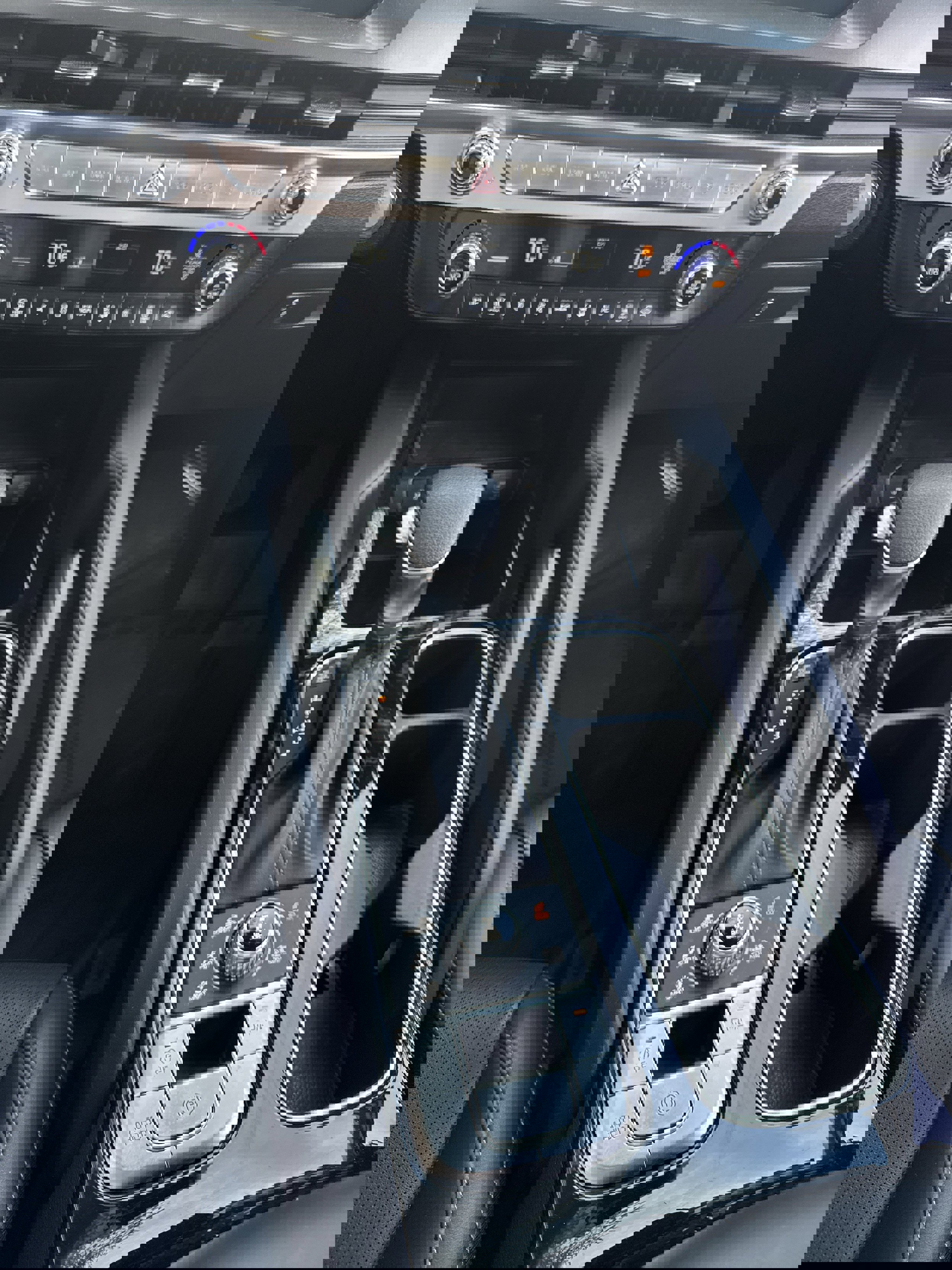 Used 2024 Kia Telluride LX image 20