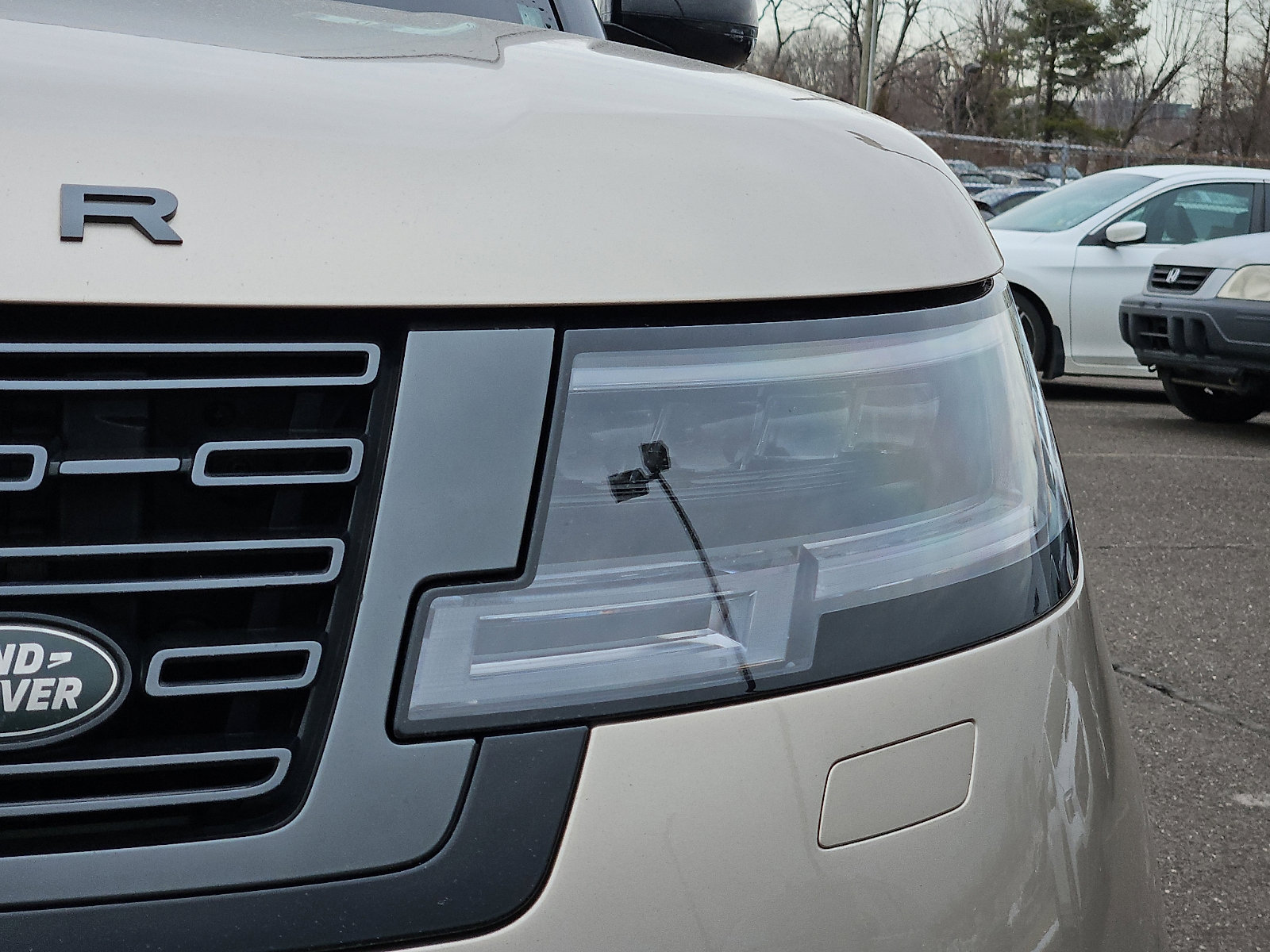 Used 2024 Land Rover Range Rover Long Wheelbase SE image 9