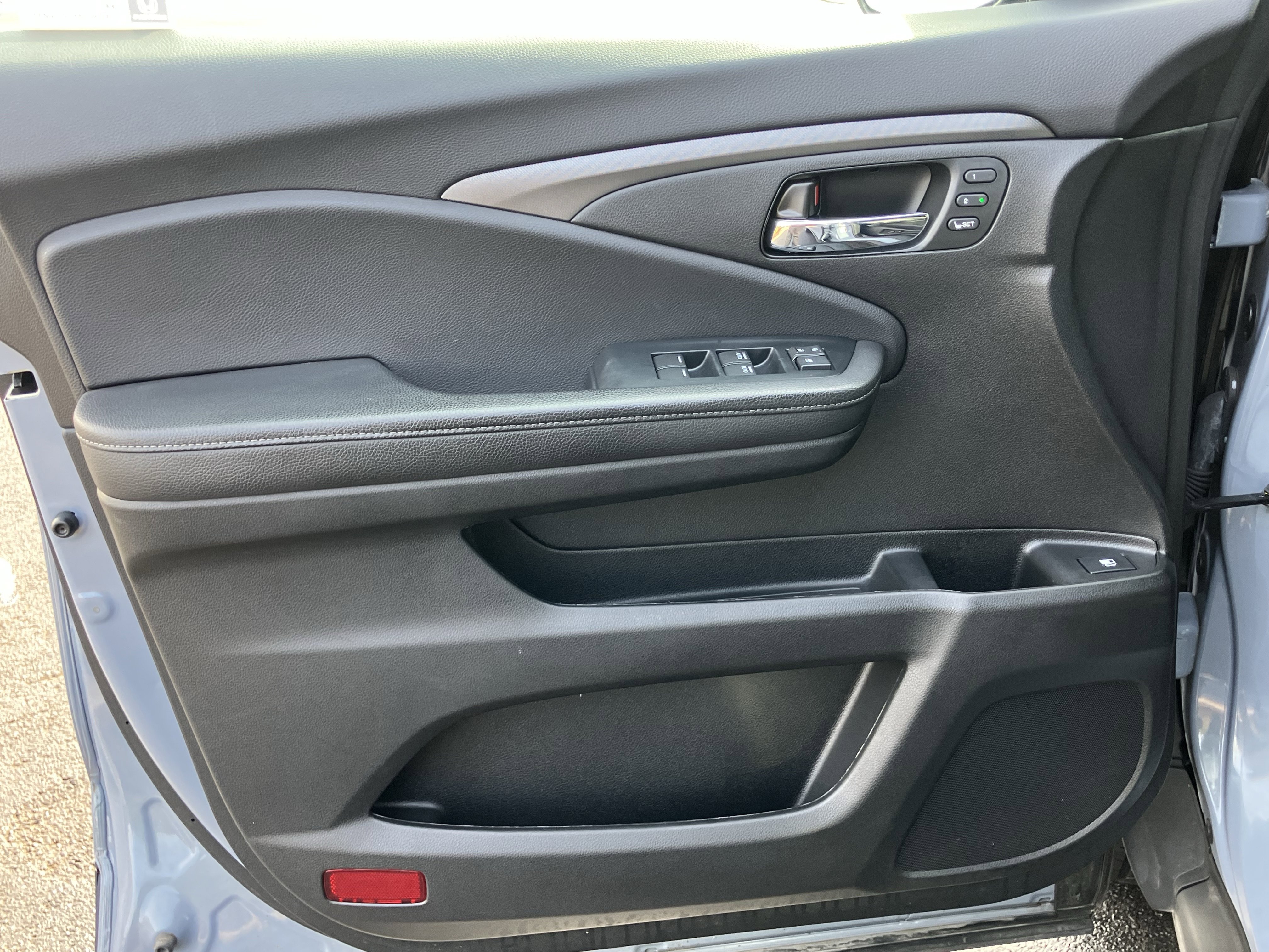 Certified 2023 Honda Ridgeline RTL image 14