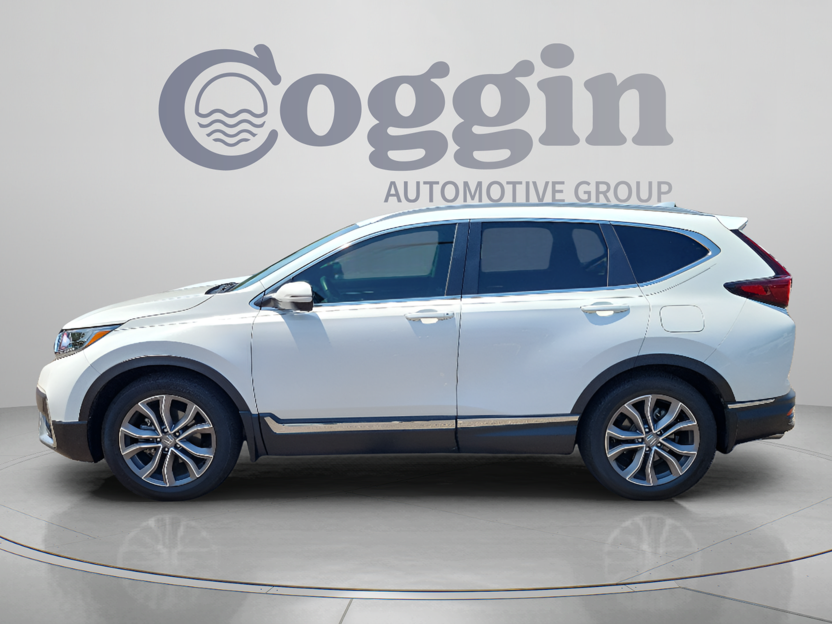 Used 2020 Honda CR-V Touring image 2