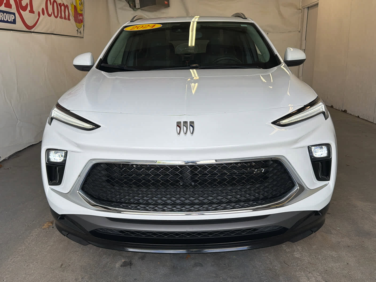 Used 2024 Buick Encore GX Sport Touring w/ Comfort Package image 3