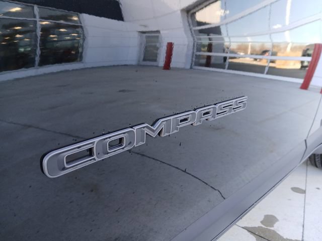 New 2026 Jeep Compass Latitude AWD/4WD image 36