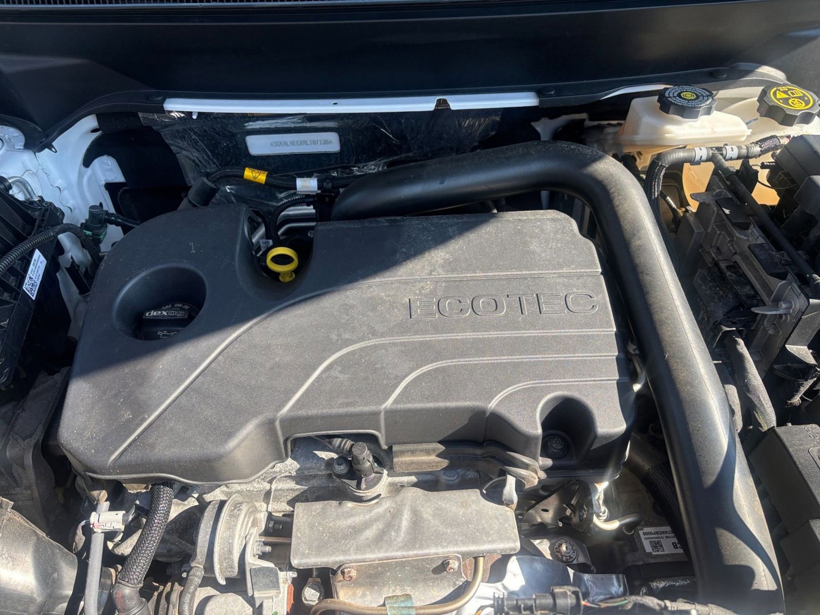 Used 2024 GMC Terrain SLT image 34