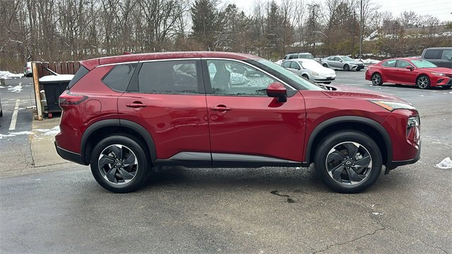 Used 2024 Nissan Rogue SV image 27