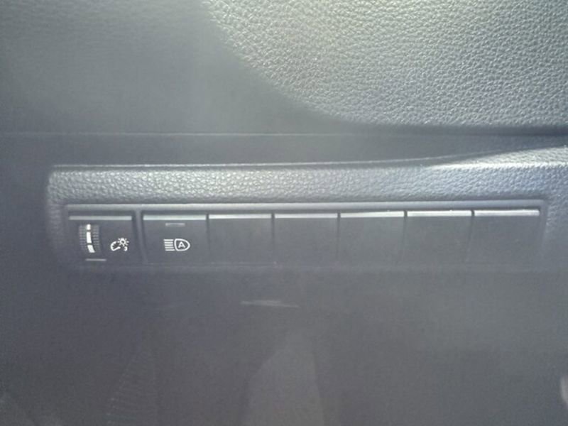 Used 2024 Toyota Corolla LE image 32