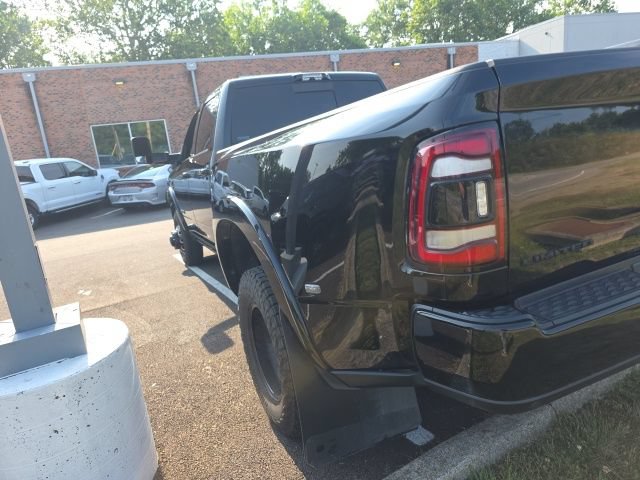 Used 2022 RAM 3500 Limited w/ Night Edition AWD/4WD image 15