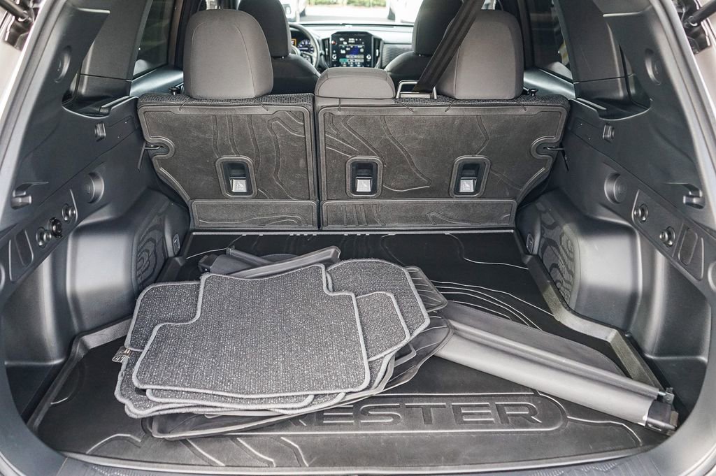 Certified 2025 Subaru Forester Premium image 30