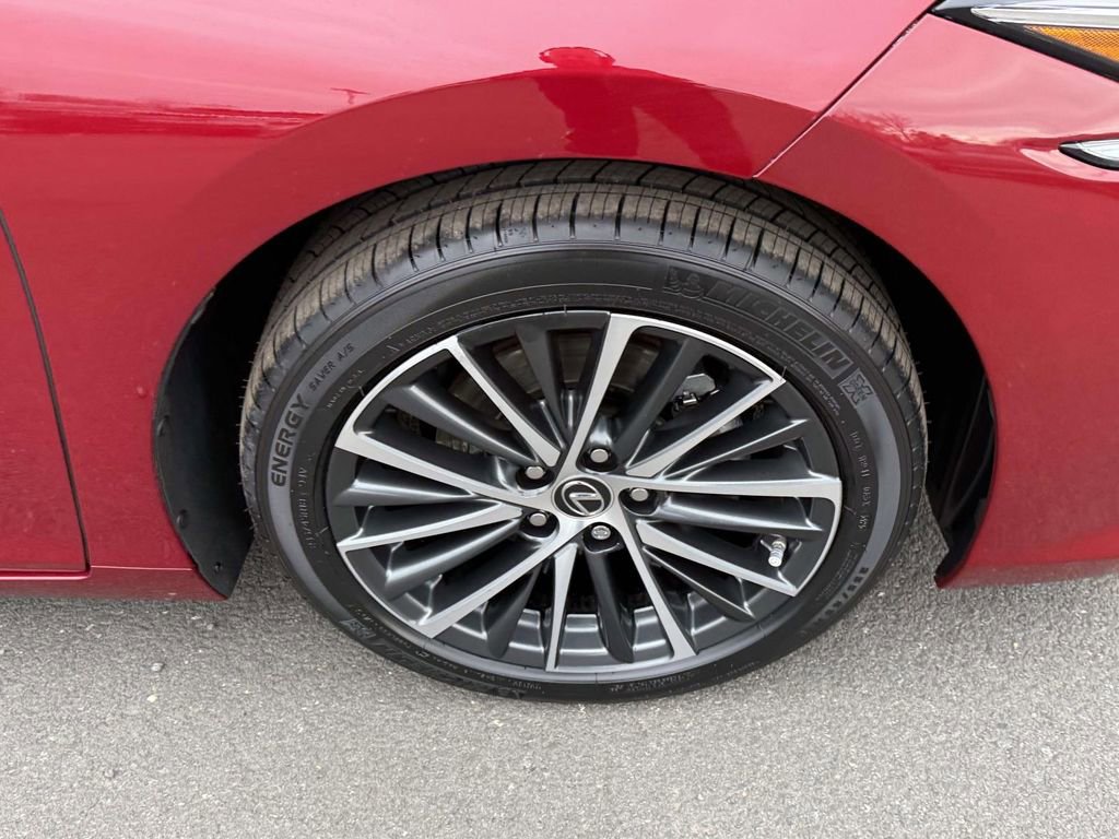 Used 2023 Lexus ES 350 Premium w/ Premium Package image 7