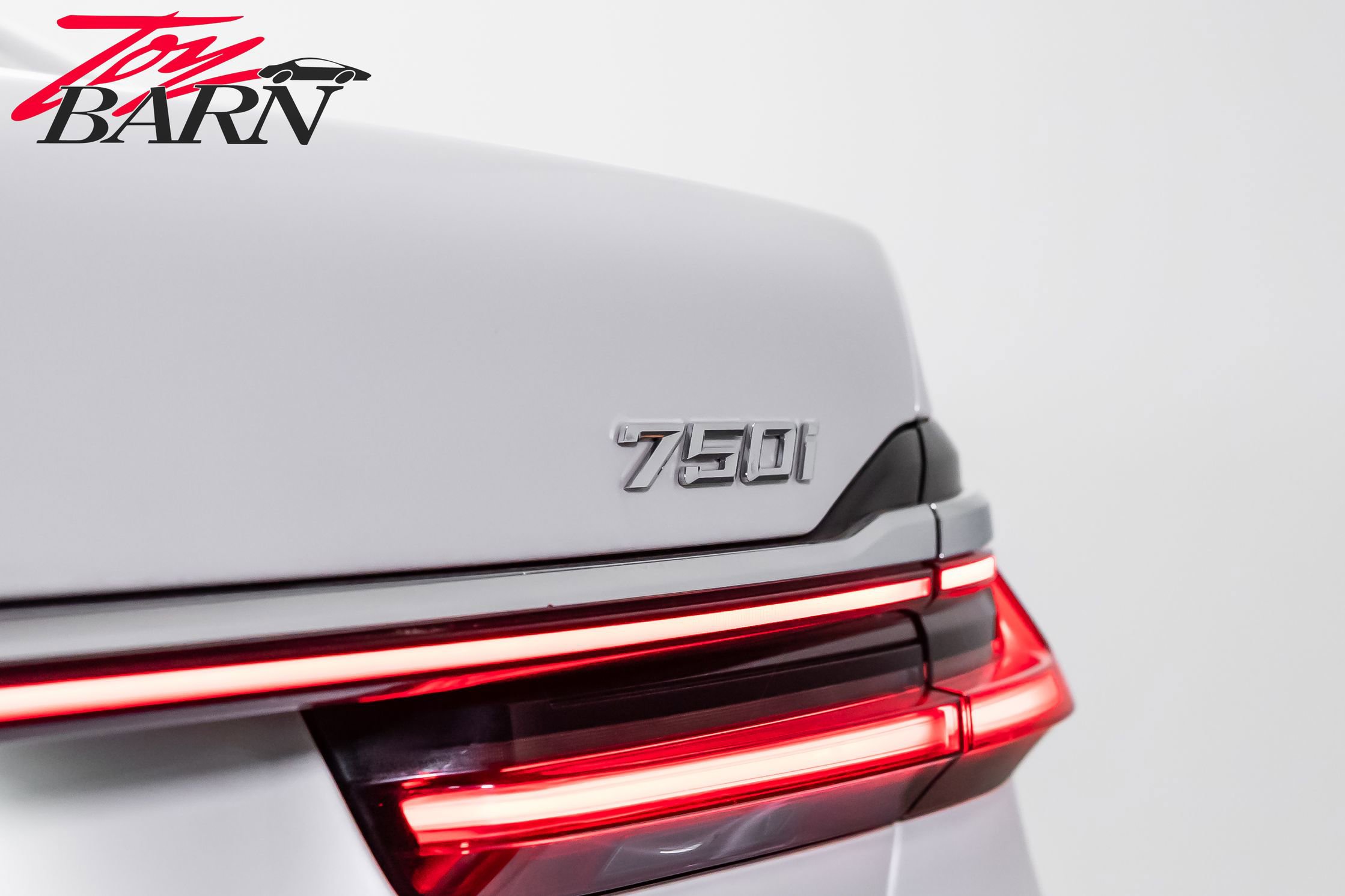 Used 2022 BMW 750i xDrive AWD/4WD image 15
