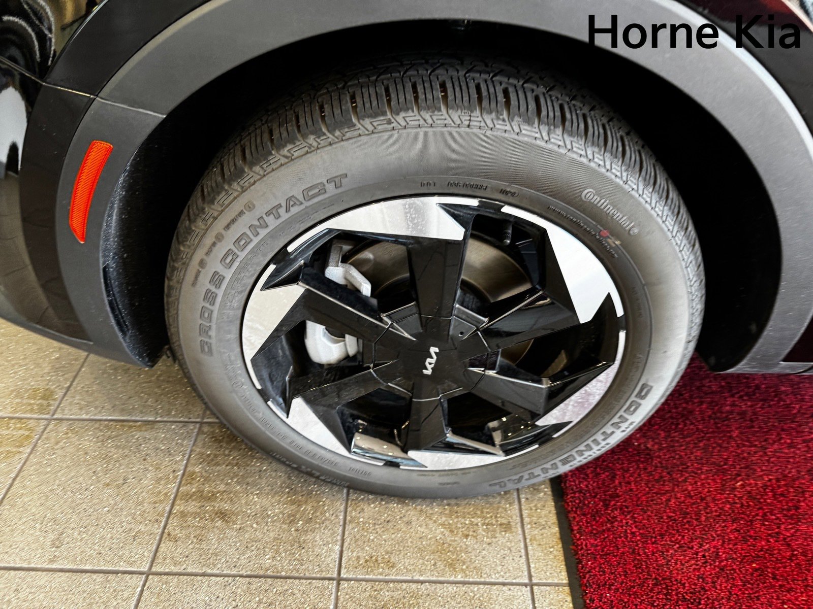 New 2025 Kia Sorento EX image 8