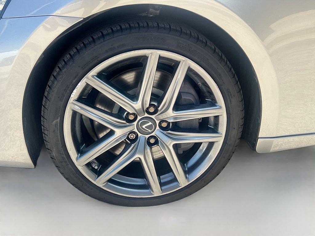 Used 2020 Lexus IS 350 F Sport w/ F Sport Package RWD image 32