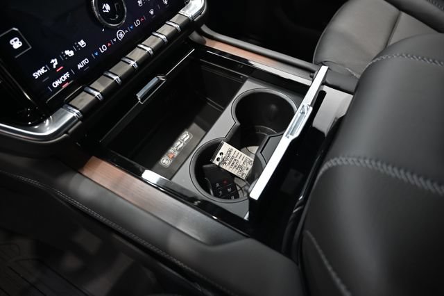 New 2026 GMC Yukon Denali w/ Denali Reserve Package AWD/4WD image 20