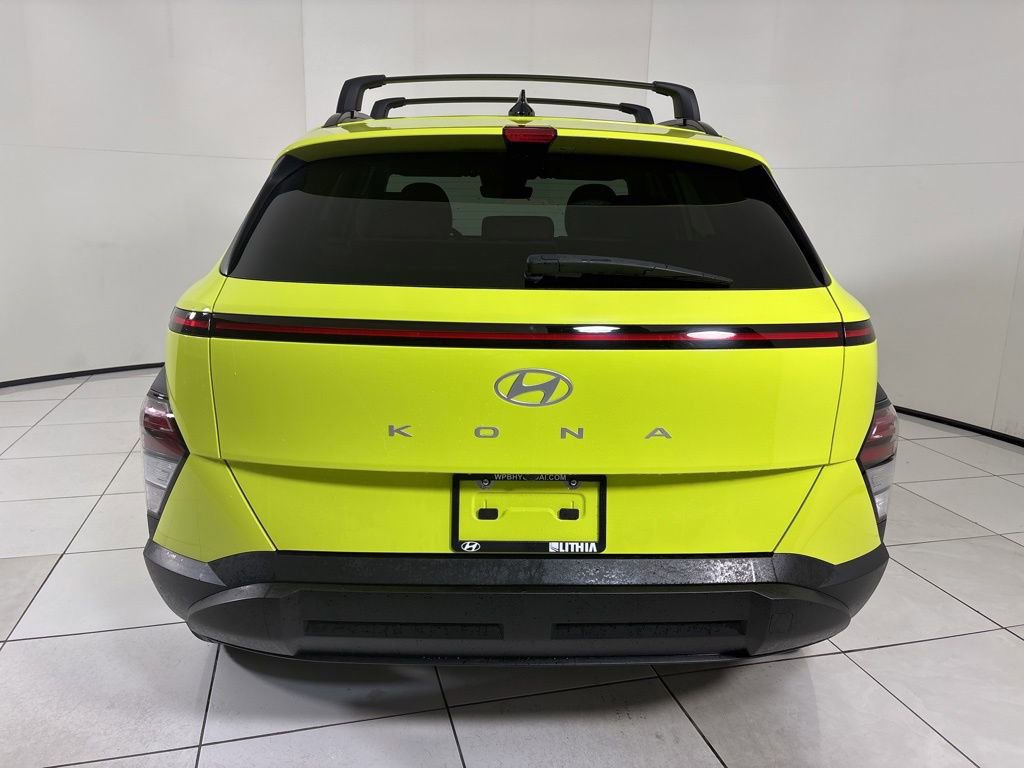 Used 2024 Hyundai Kona SEL w/ Convenience Package image 4