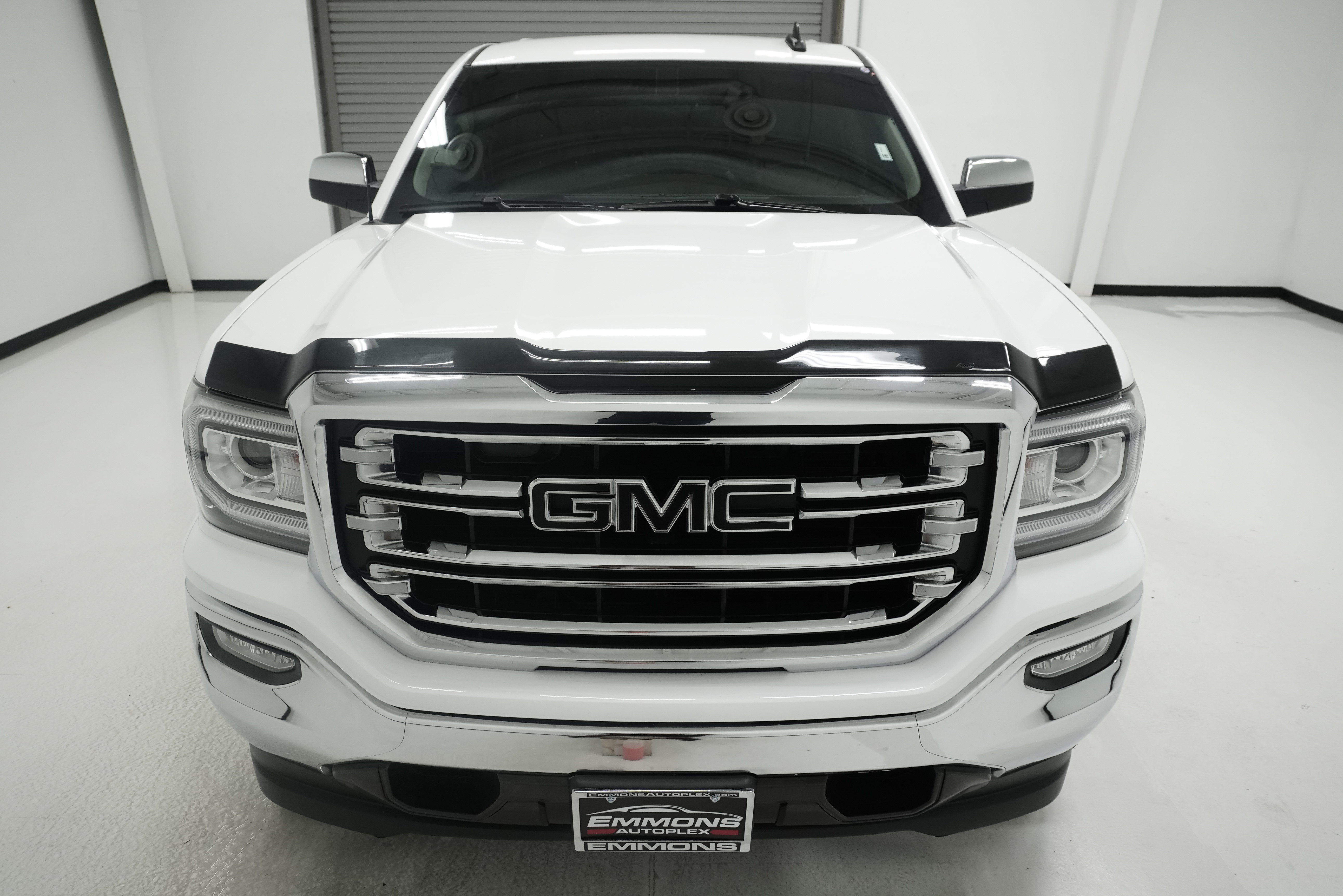 Used 2018 GMC Sierra 1500 SLT w/ Texas SLT Premium Package RWD image 2
