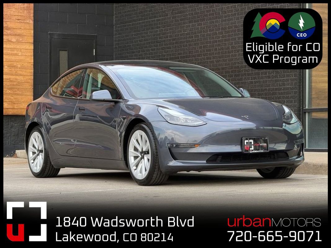 Used 2023 Tesla Model 3 Standard Range image 1