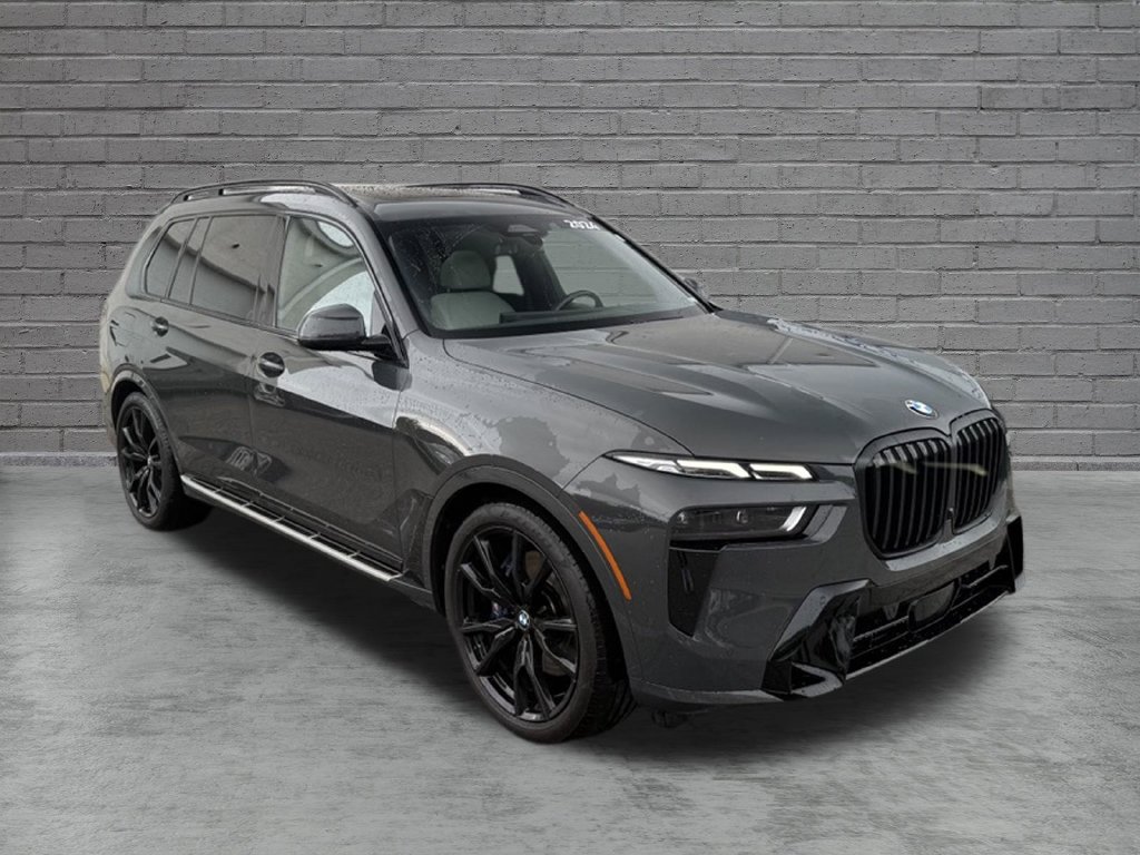 Used 2024 BMW X7 xDrive40i w/ M Sport Package AWD/4WD image 9