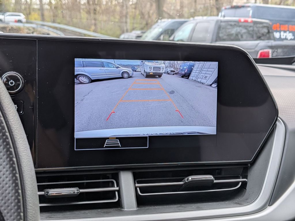 Used 2024 Chevrolet Trax LS FWD image 18