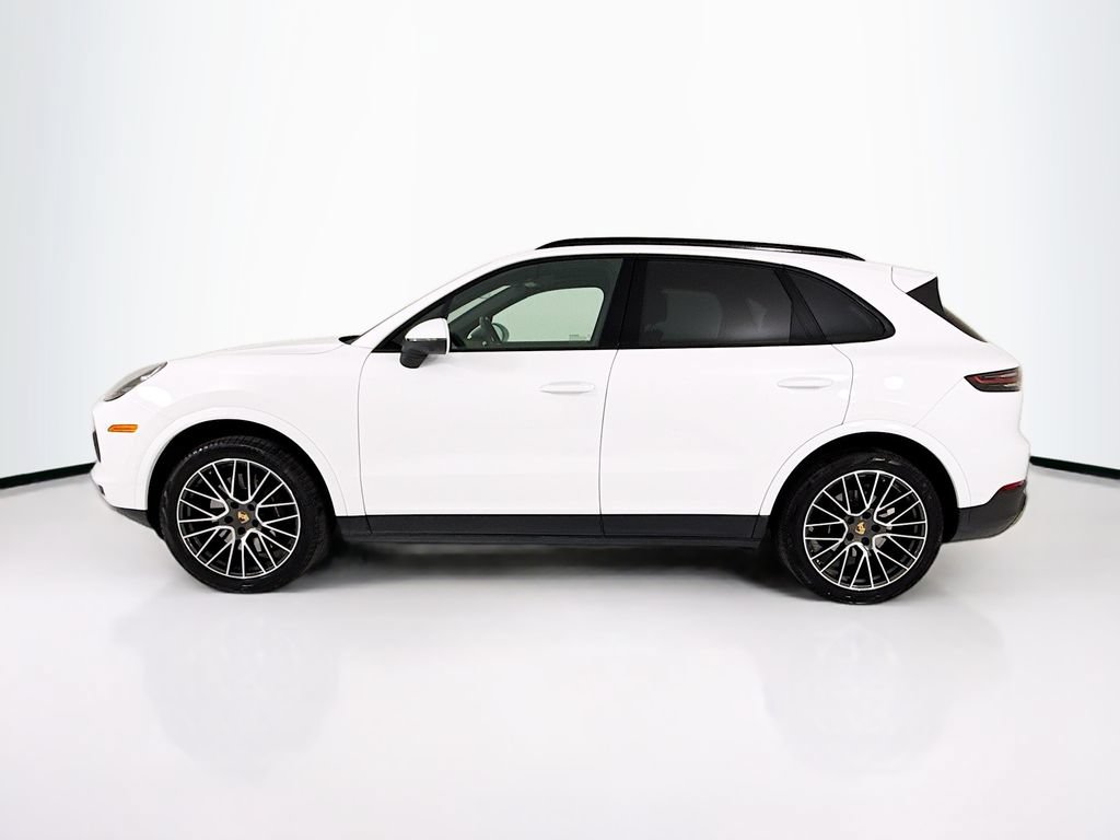Certified 2023 Porsche Cayenne AWD/4WD image 2