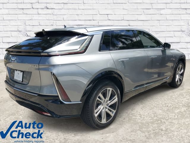 Certified 2024 Cadillac Lyriq Tech RWD image 4