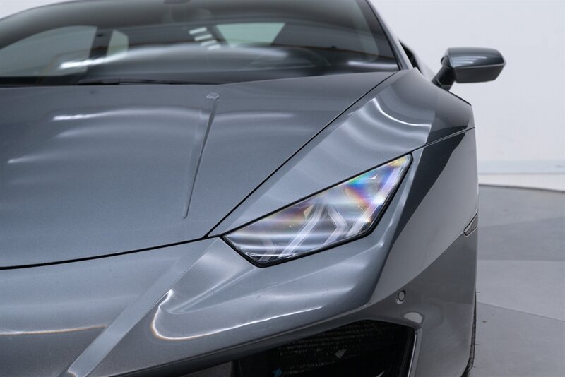 Used 2016 Lamborghini Huracan LP 580-2 RWD image 21