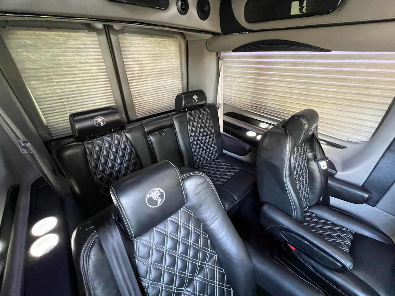 Used 2022 Ford Transit 250 Medium Roof AWD image 46