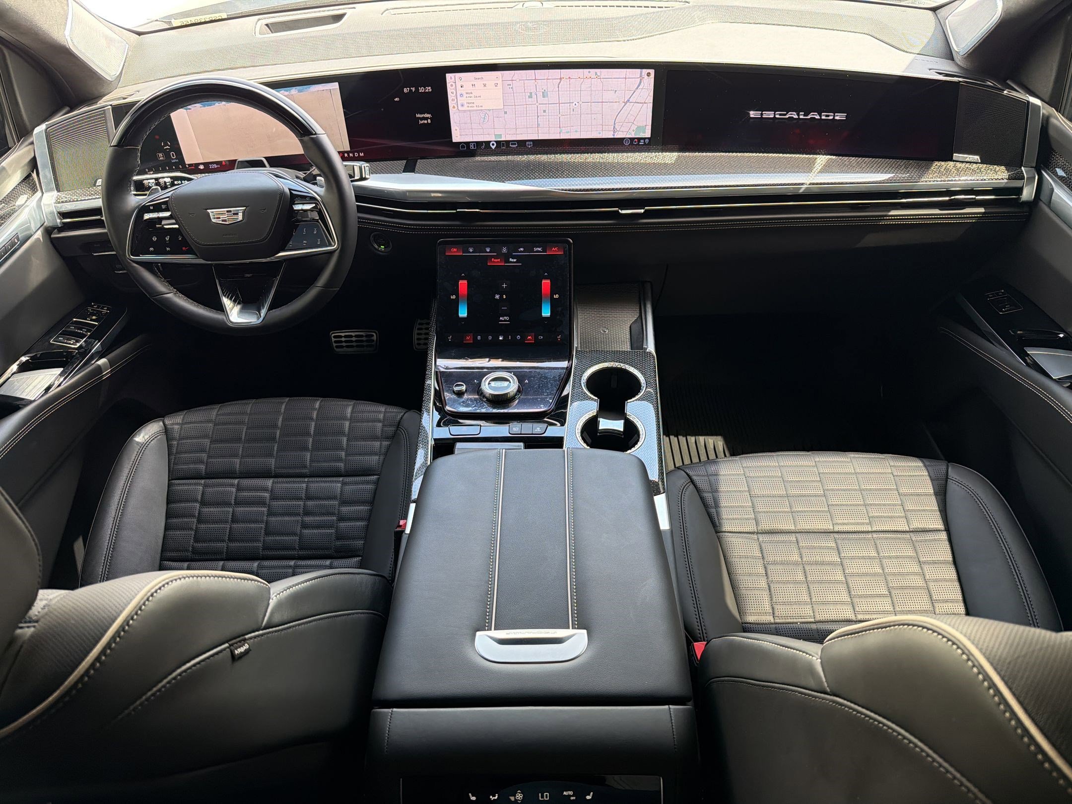 Certified 2025 Cadillac Escalade V w/ LPO, ONYX Package AWD/4WD image 16