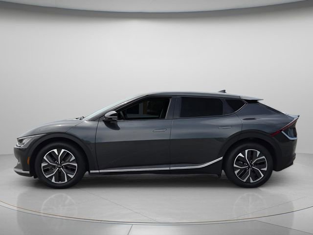 Used 2024 Kia EV6 Light RWD image 3