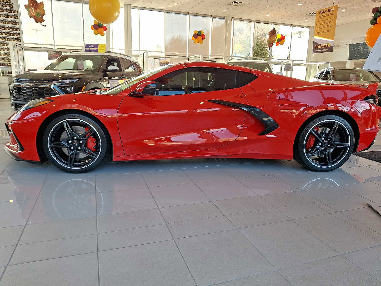 Used 2021 Chevrolet Corvette Stingray Preferred Cpe w/ Z51 Performance Package image 5