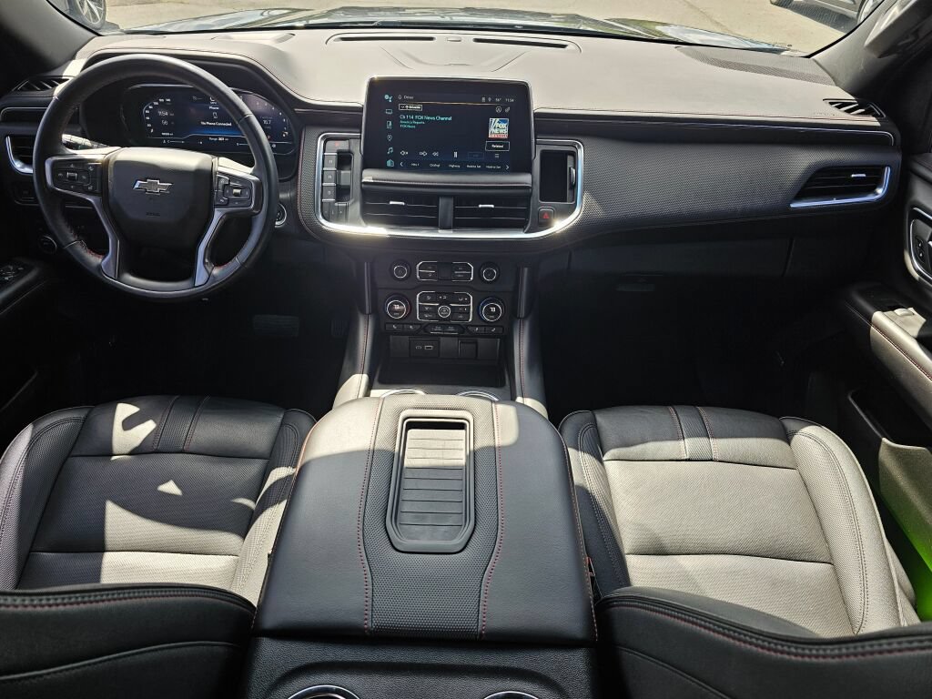 Used 2022 Chevrolet Tahoe RST w/ Luxury Package AWD/4WD image 9