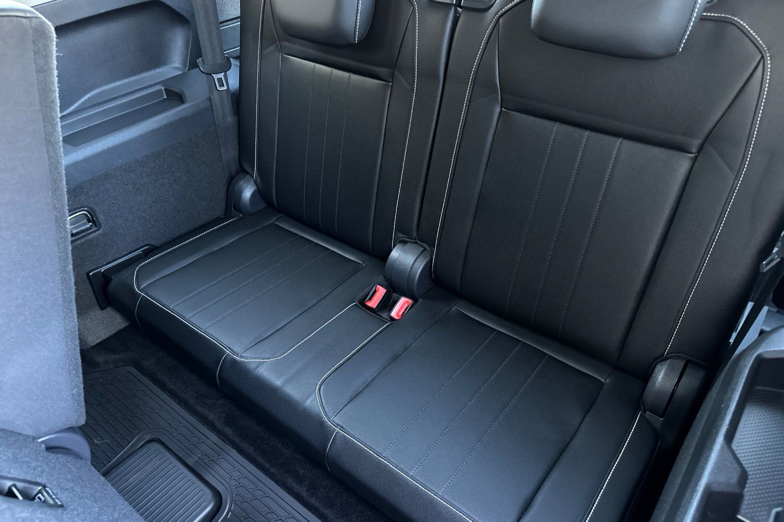 Certified 2023 Volkswagen Tiguan SE image 15