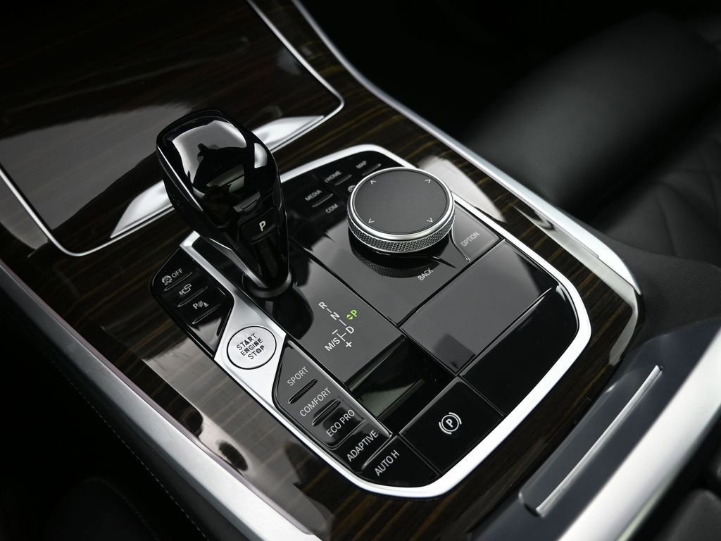 Used 2023 BMW X5 sDrive40i image 16
