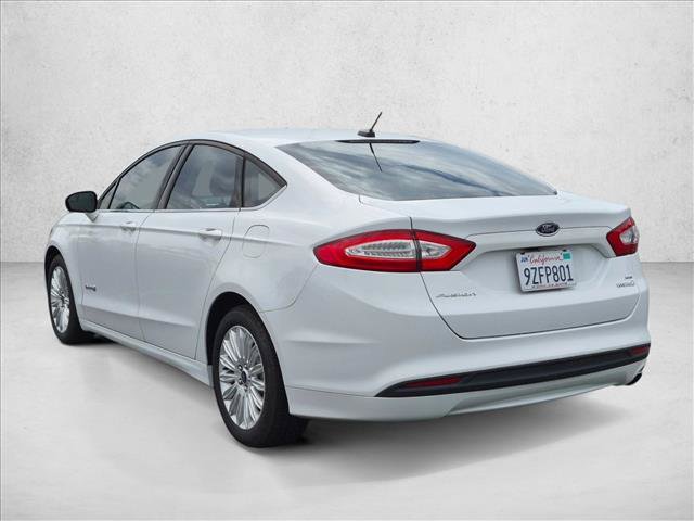 Used 2015 Ford Fusion SE FWD image 8