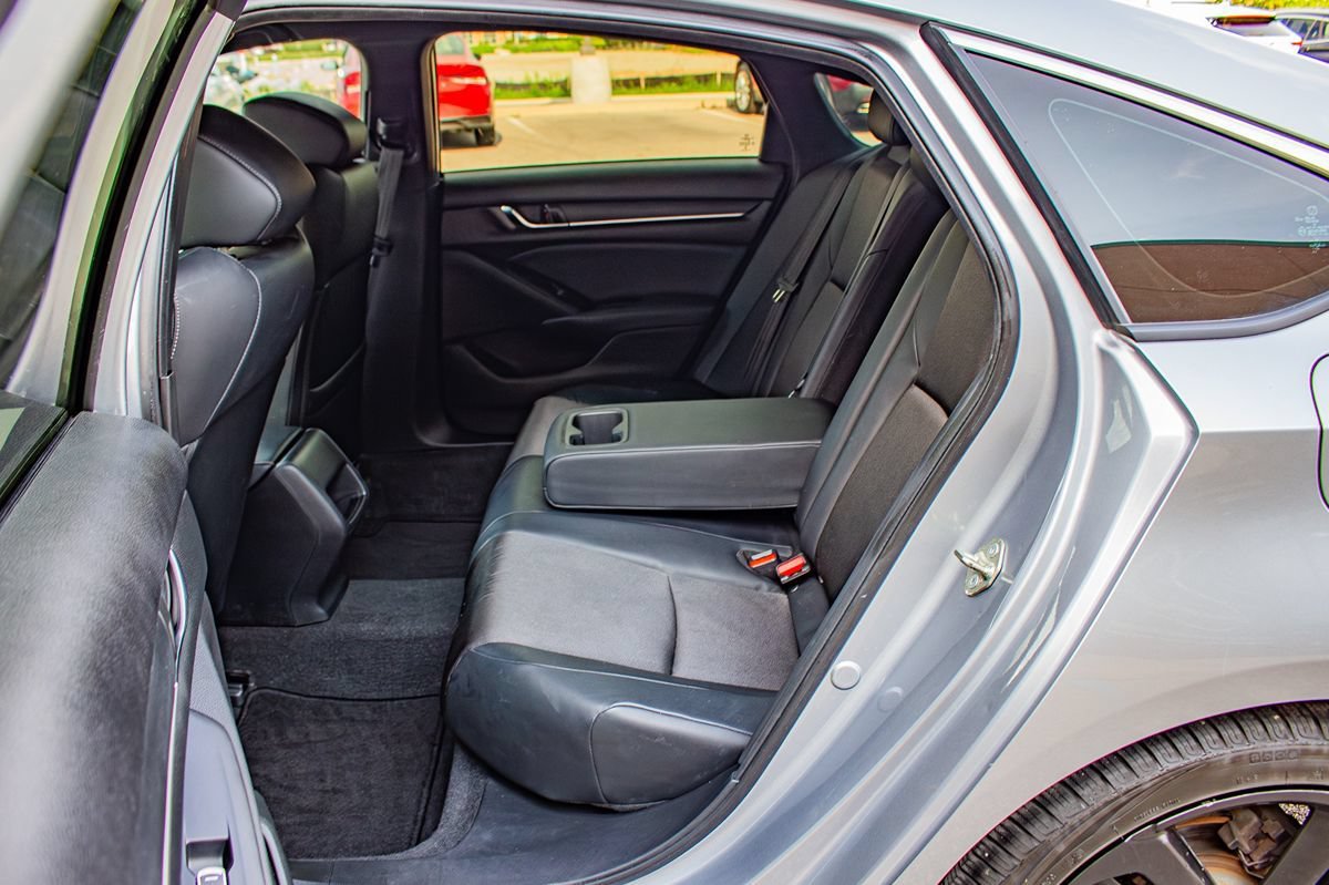 Used 2018 Honda Accord Sport image 15