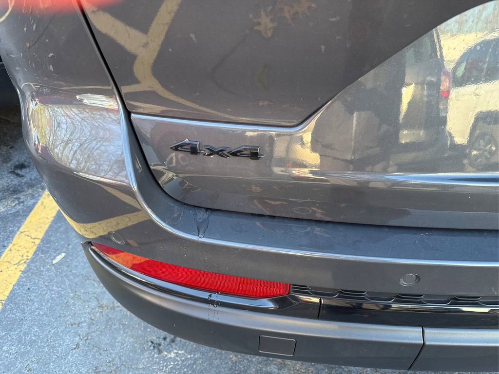 Used 2025 Jeep Grand Cherokee Altitude image 15