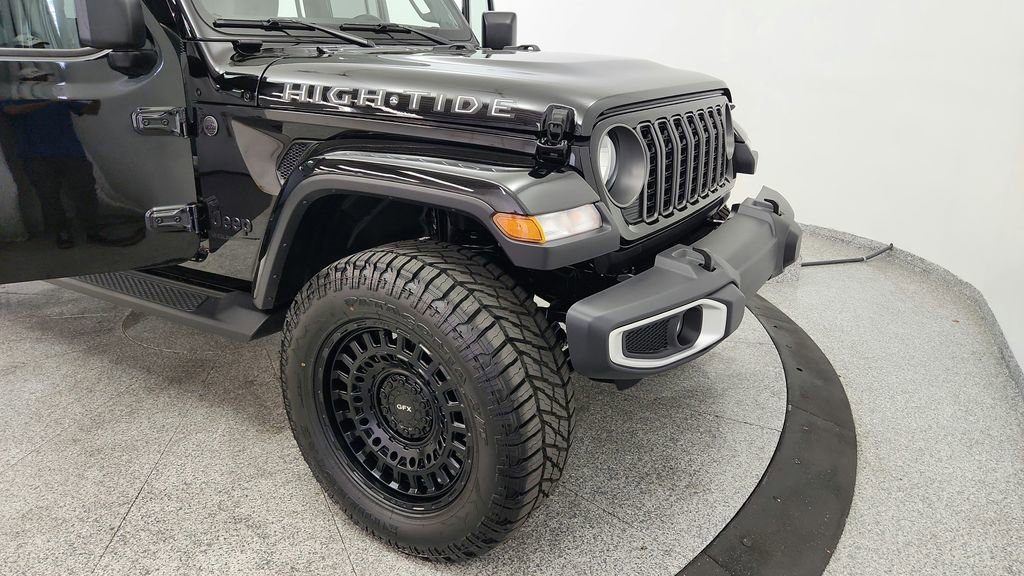 Used 2025 Jeep Gladiator Sport image 39