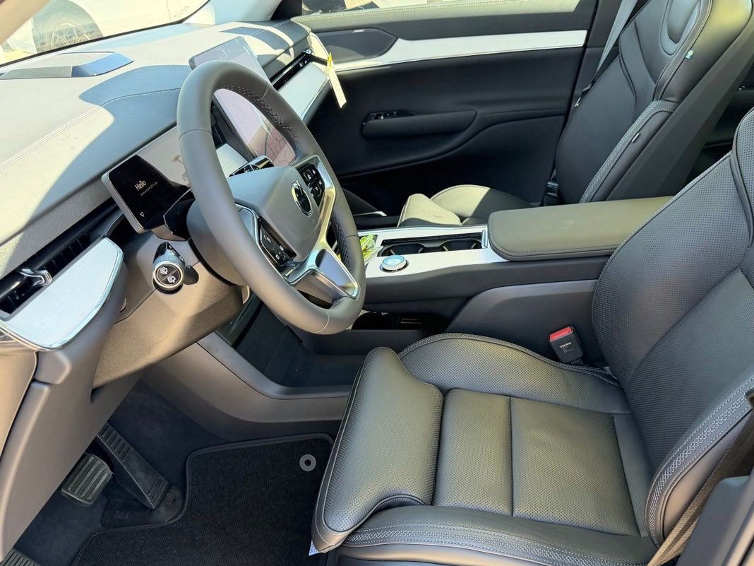 New 2026 Volvo EX90 Ultra AWD/4WD image 15