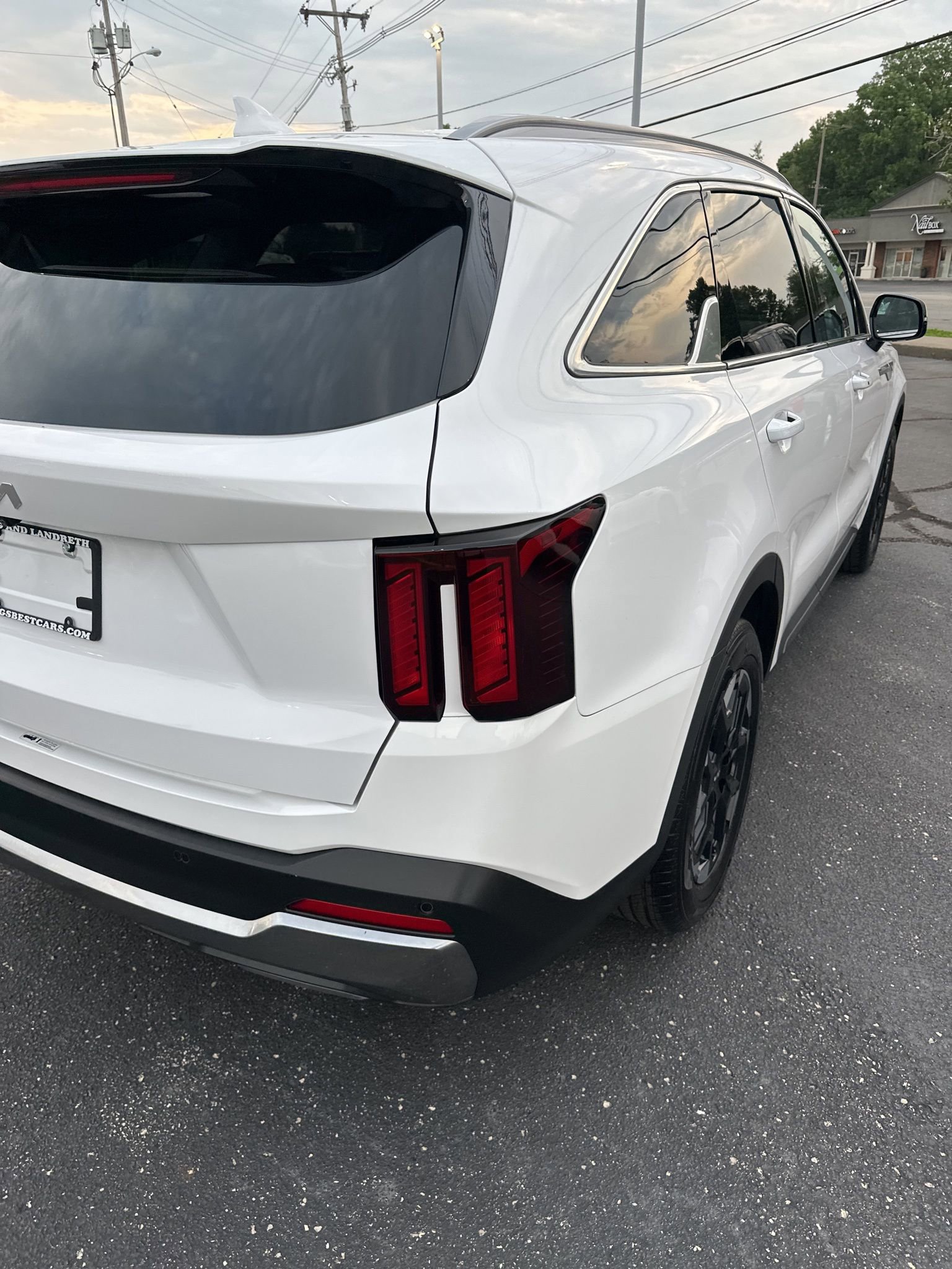 Used 2024 Kia Sorento S image 7