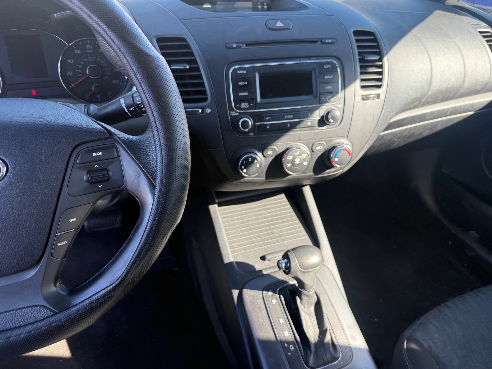 Used 2016 Kia Forte LX image 7