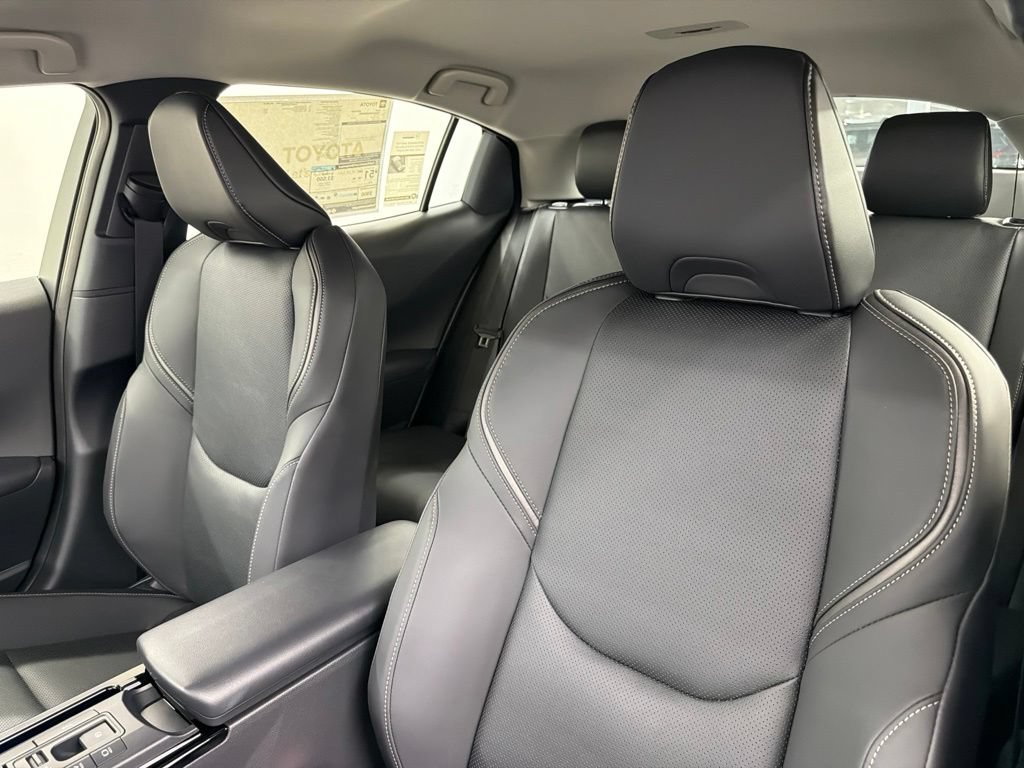 New 2027 Toyota Prius FWD image 20